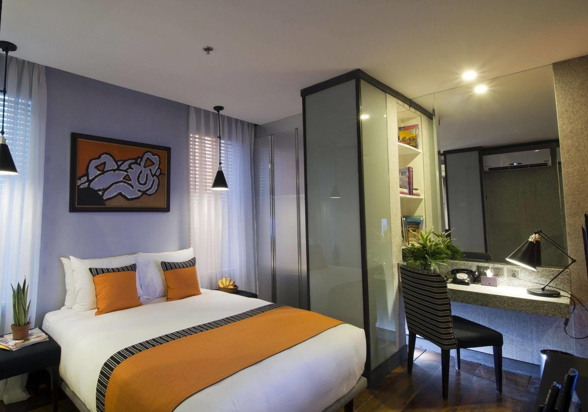 Hive Hotel Quezon City Extérieur photo